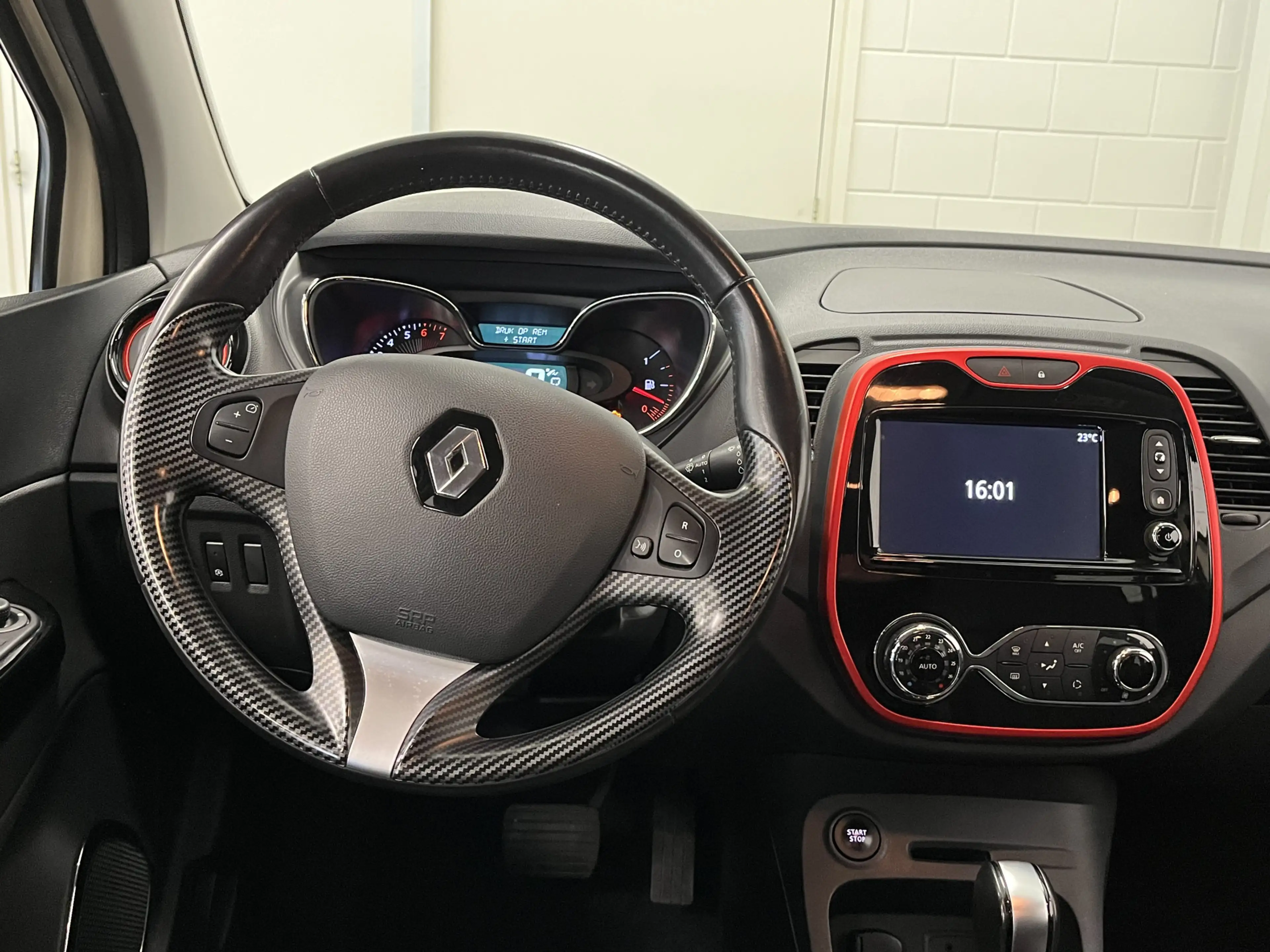 Renault Captur 1.2 TCe Xmod AUTOMAAT! | NAVIGATIE | LICHTMETALEN — photo 5