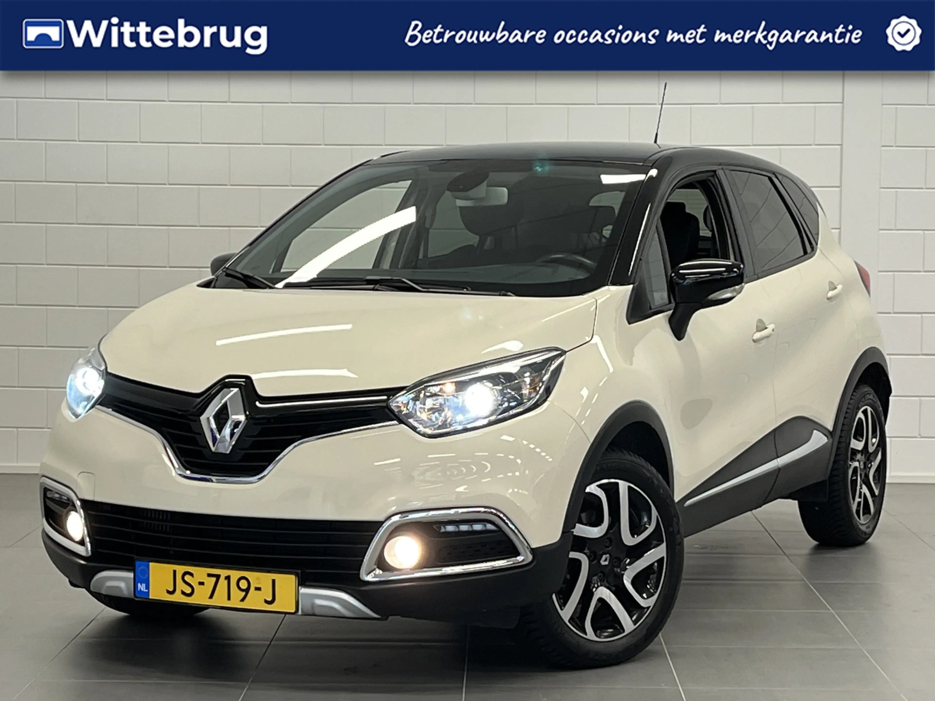 Renault Captur 1.2 TCe Xmod AUTOMAAT! | NAVIGATIE | LICHTMETALEN