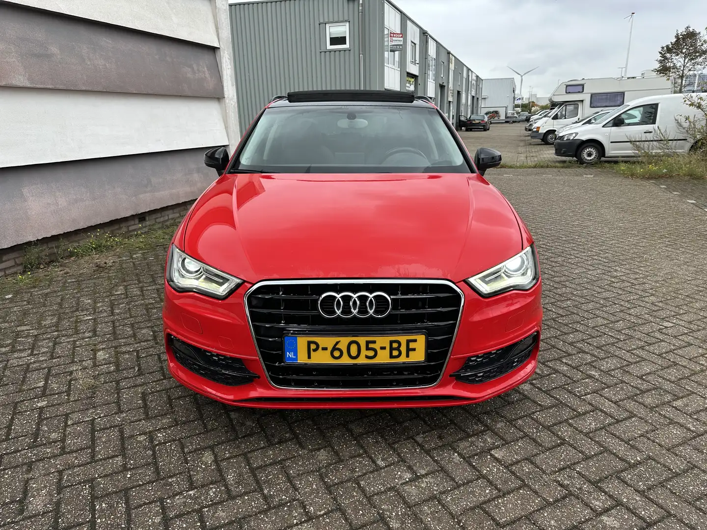 Audi A3 1.2 TFSI Ambit. PL S Rood - 2