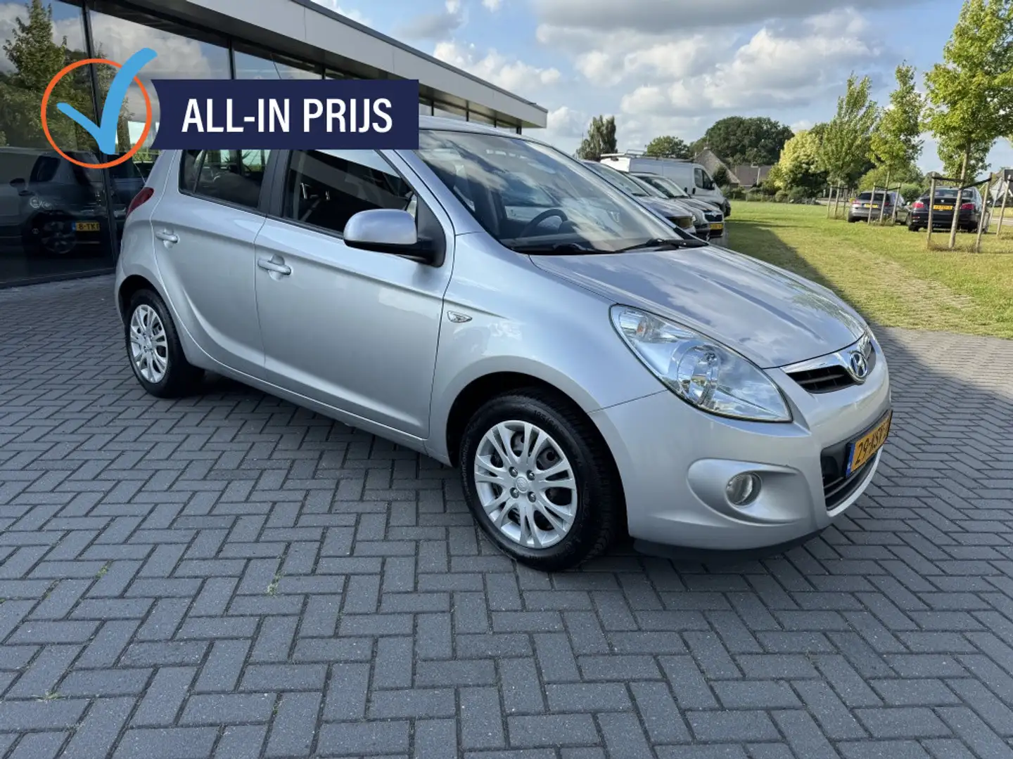Hyundai i20 1.2i Dynamic Grijs - 1
