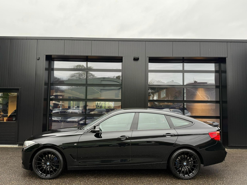 BMW 335 3-serie Gran Turismo 335i GT M-Sport Shadowline — photo 10