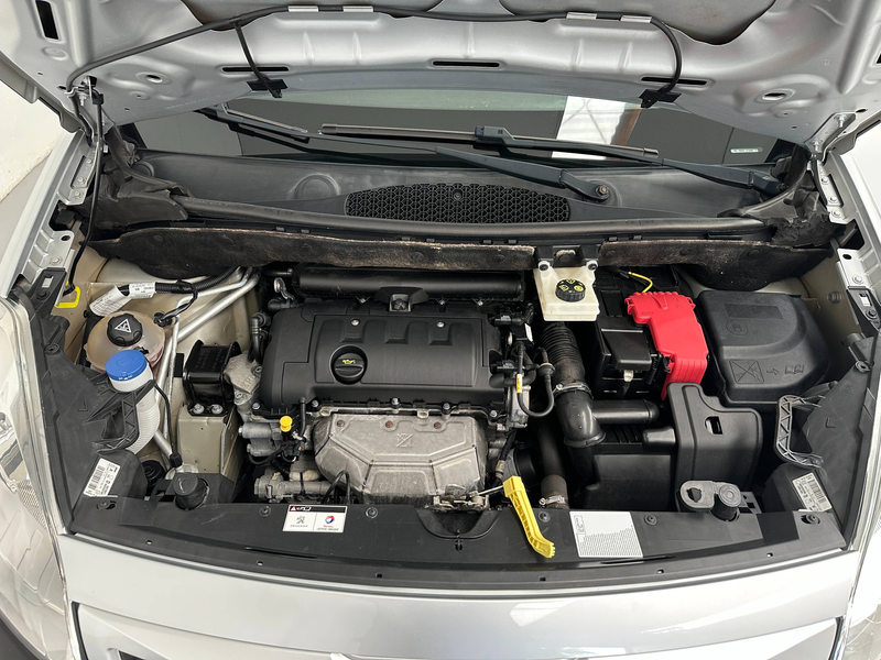 Peugeot Partner 1.6i 3Places! PAS un PureTech, moteur à chaine! AIR-CO+Attache remorque — photo 6
