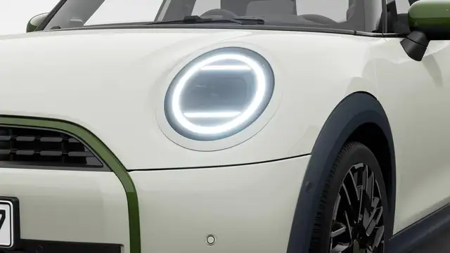 Mini Hatch view 5