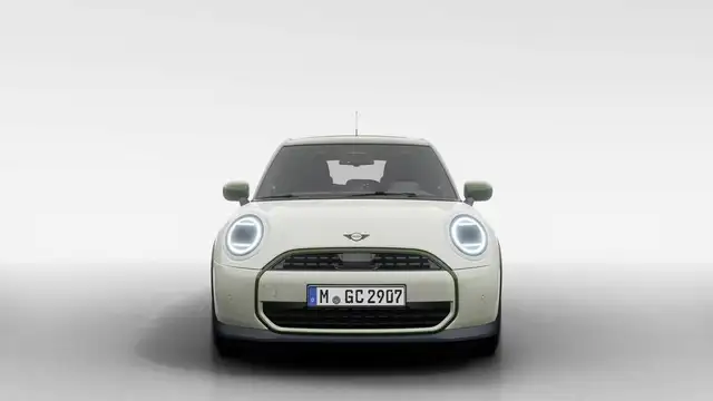 Mini Hatch view 4