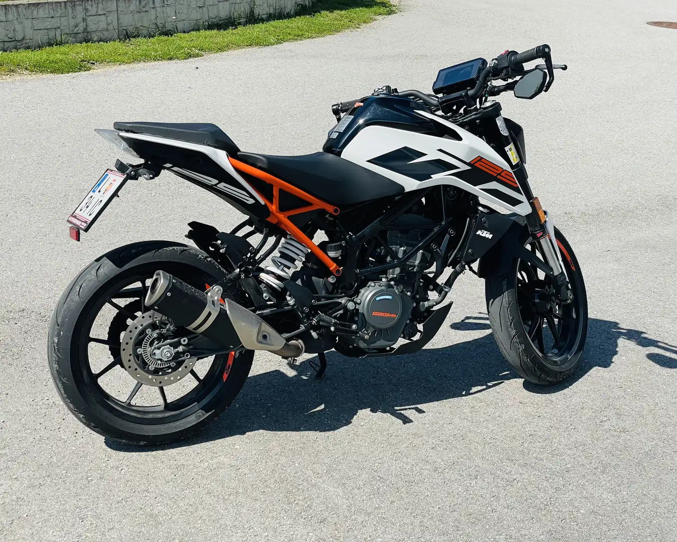 KTM 125 Duke - 1