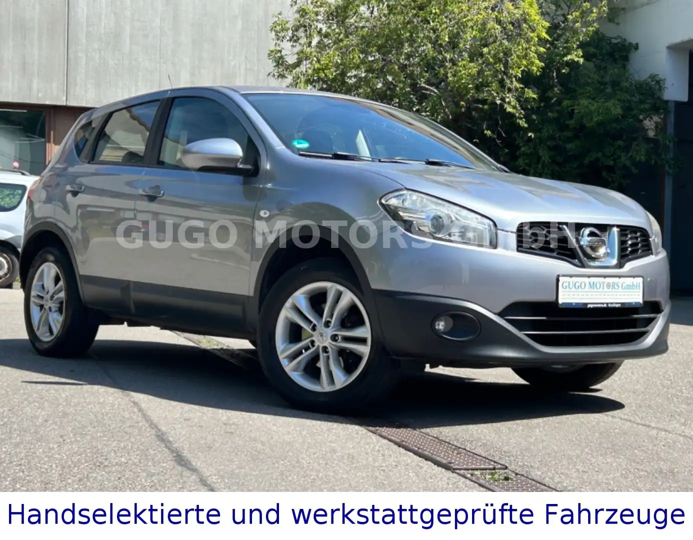 Nissan Qashqai 2.0 / R-Kamera / 1. Hand - 1