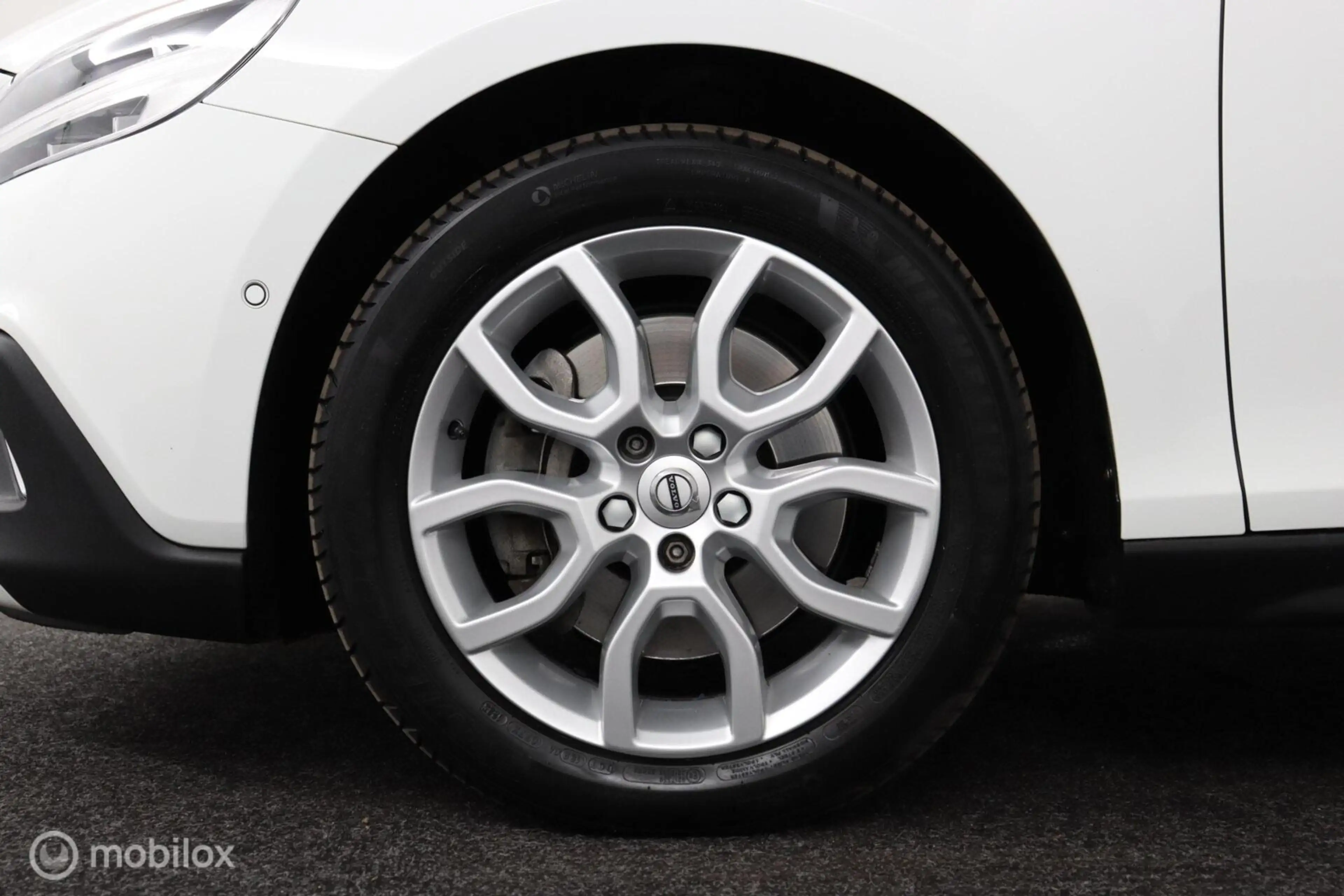 Volvo V40 Cross Country 1.5 T3 Polar+ Luxury | Panoaramdak | Keyless | Ver — photo 17