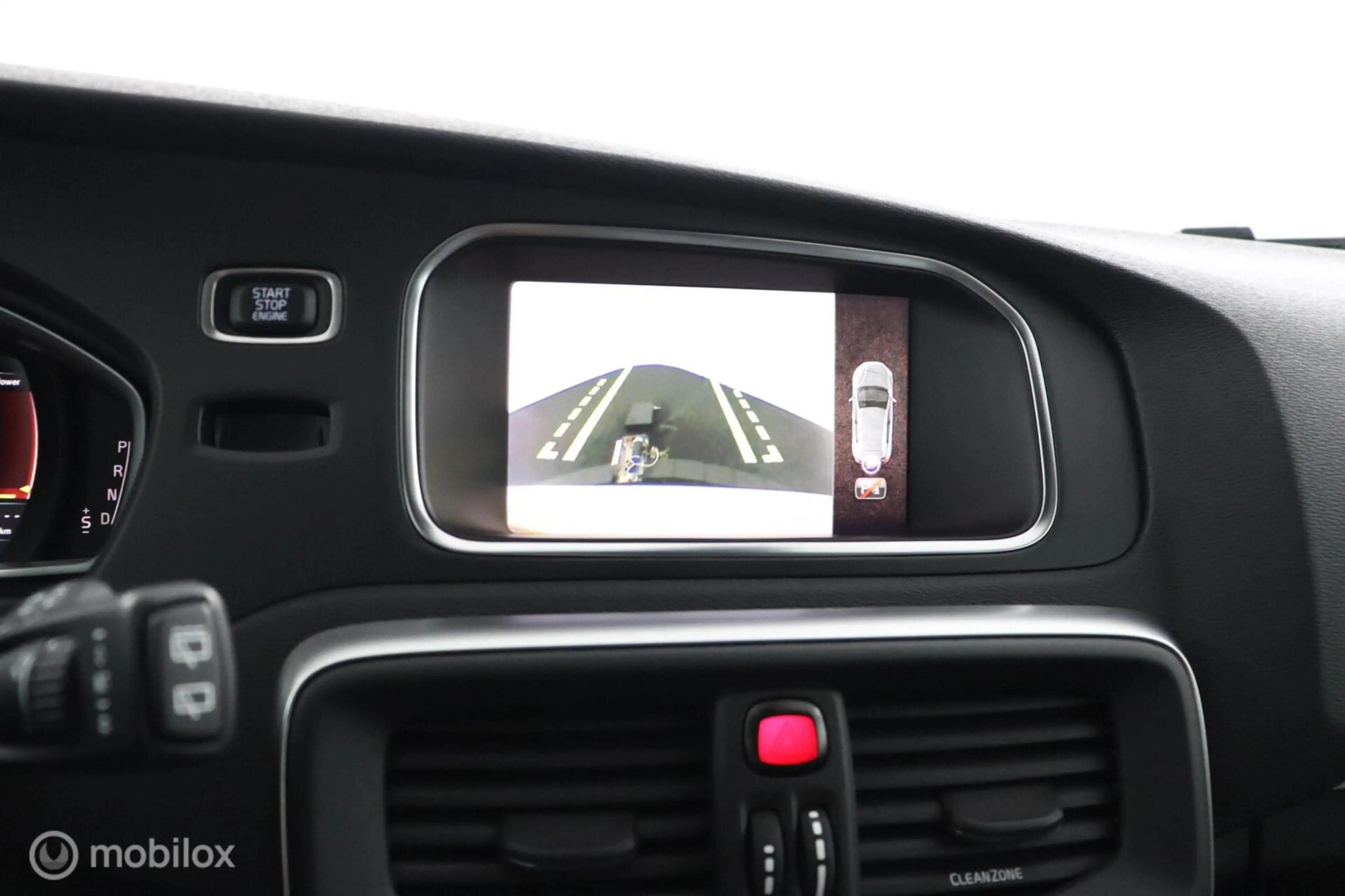 Volvo V40 Cross Country 1.5 T3 Polar+ Luxury | Panoaramdak | Keyless | Ver — photo 39