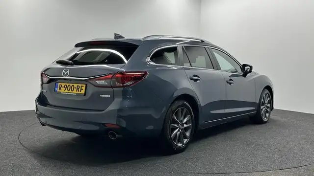 Mazda 6 view 3