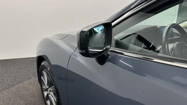 Mazda 6 view 14