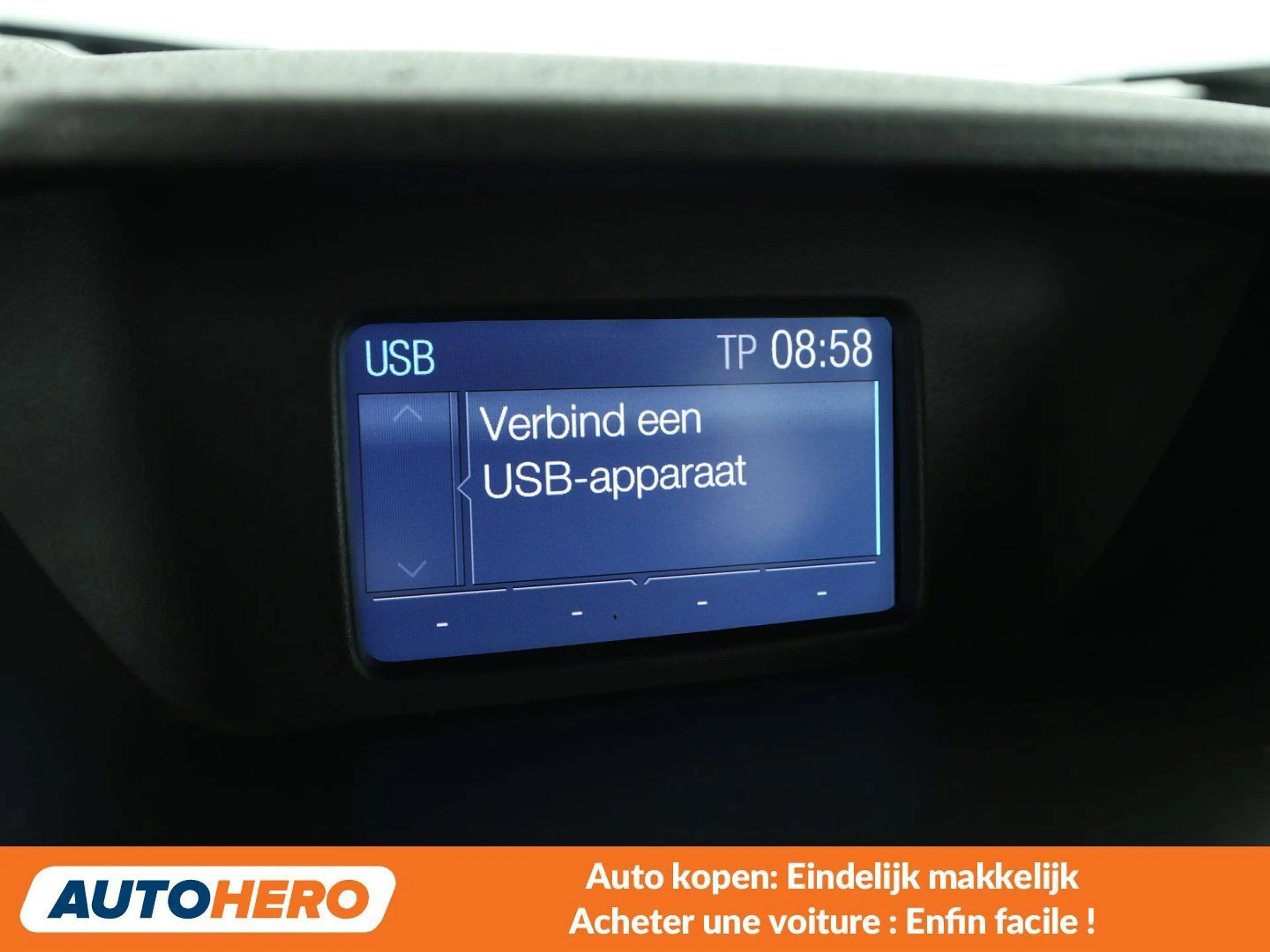 Ford EcoSport 1.0 EcoBoost Titanium — photo 9