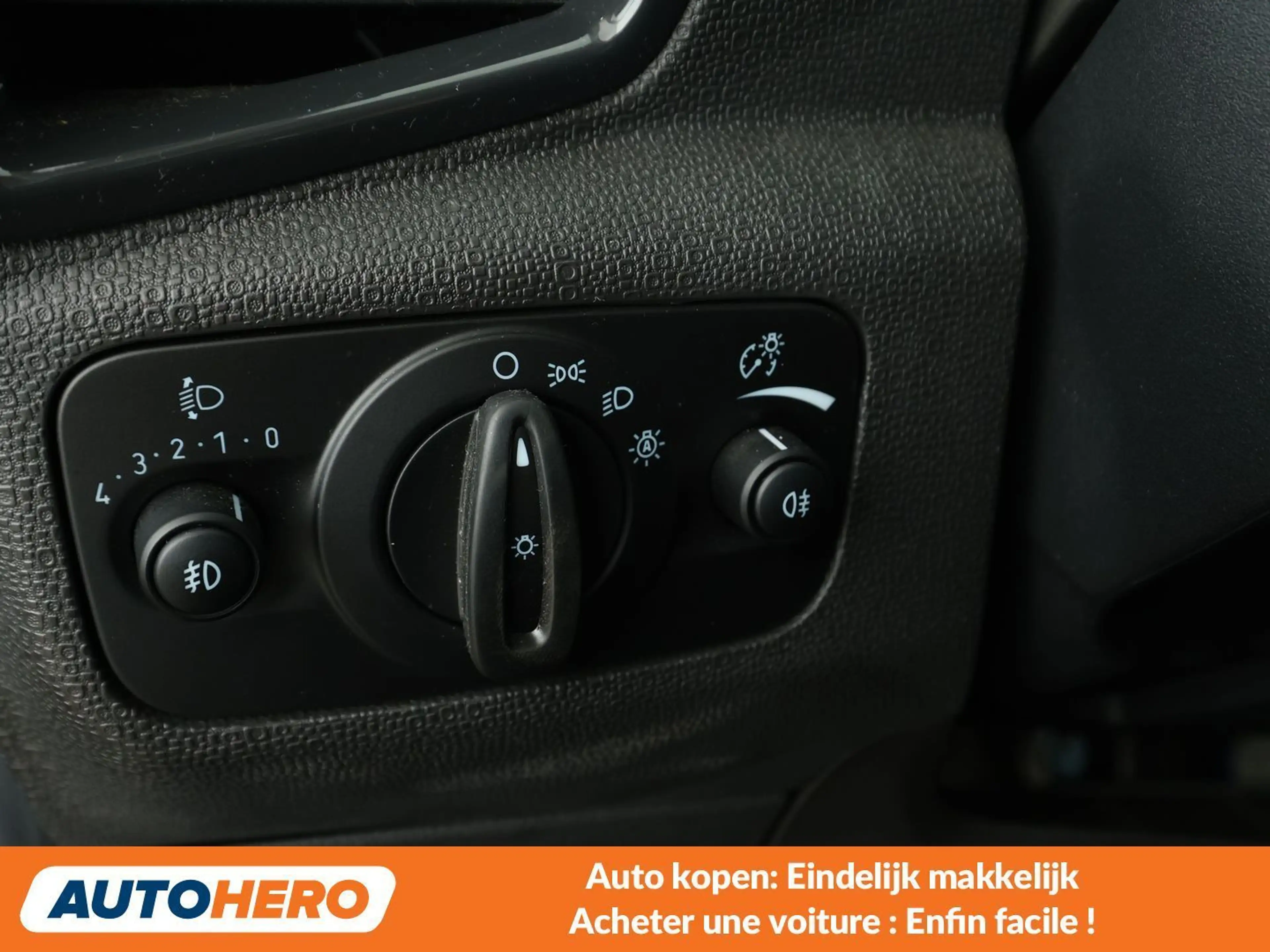 Ford EcoSport 1.0 EcoBoost Titanium — photo 12