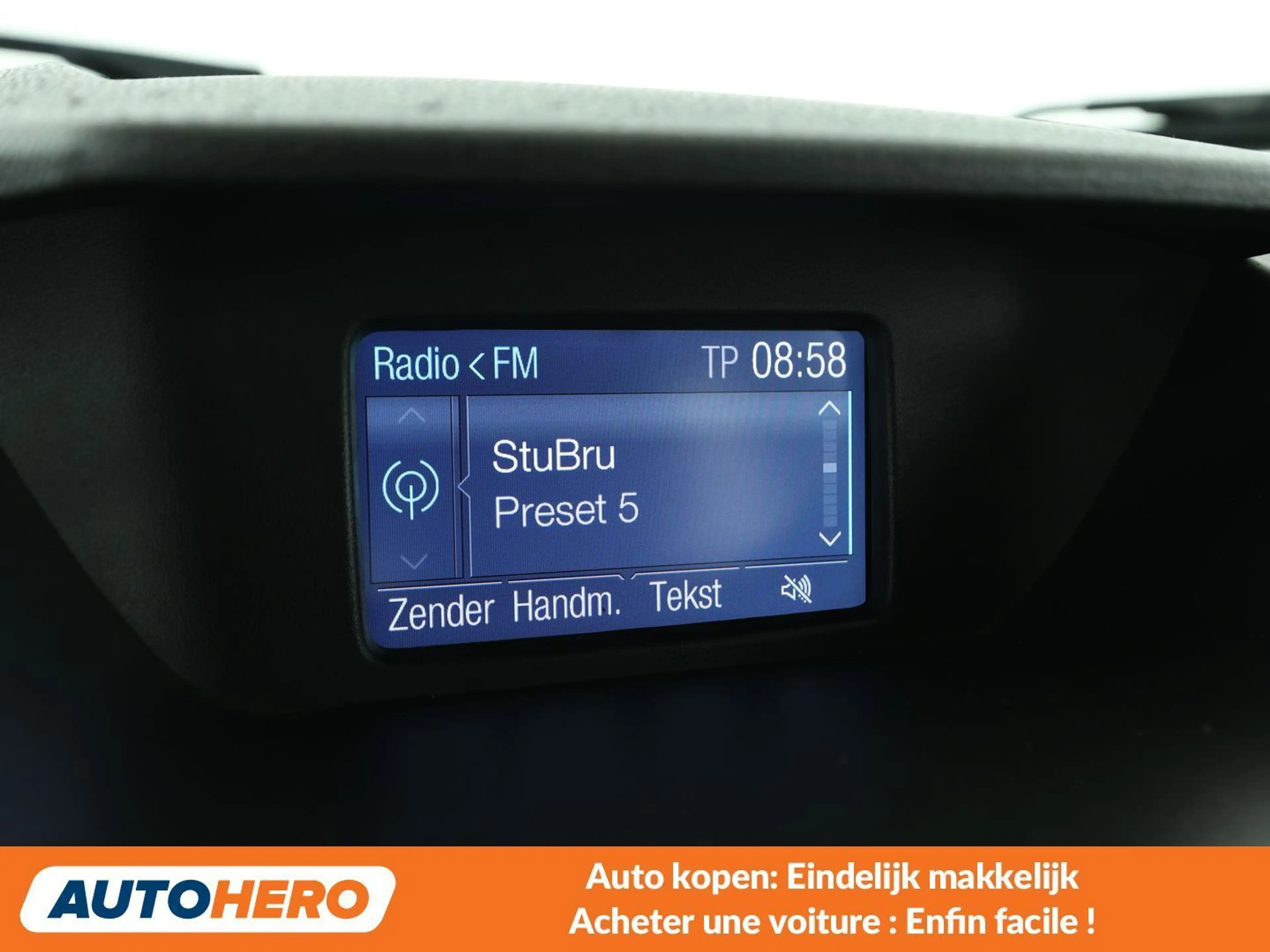 Ford EcoSport 1.0 EcoBoost Titanium — photo 8