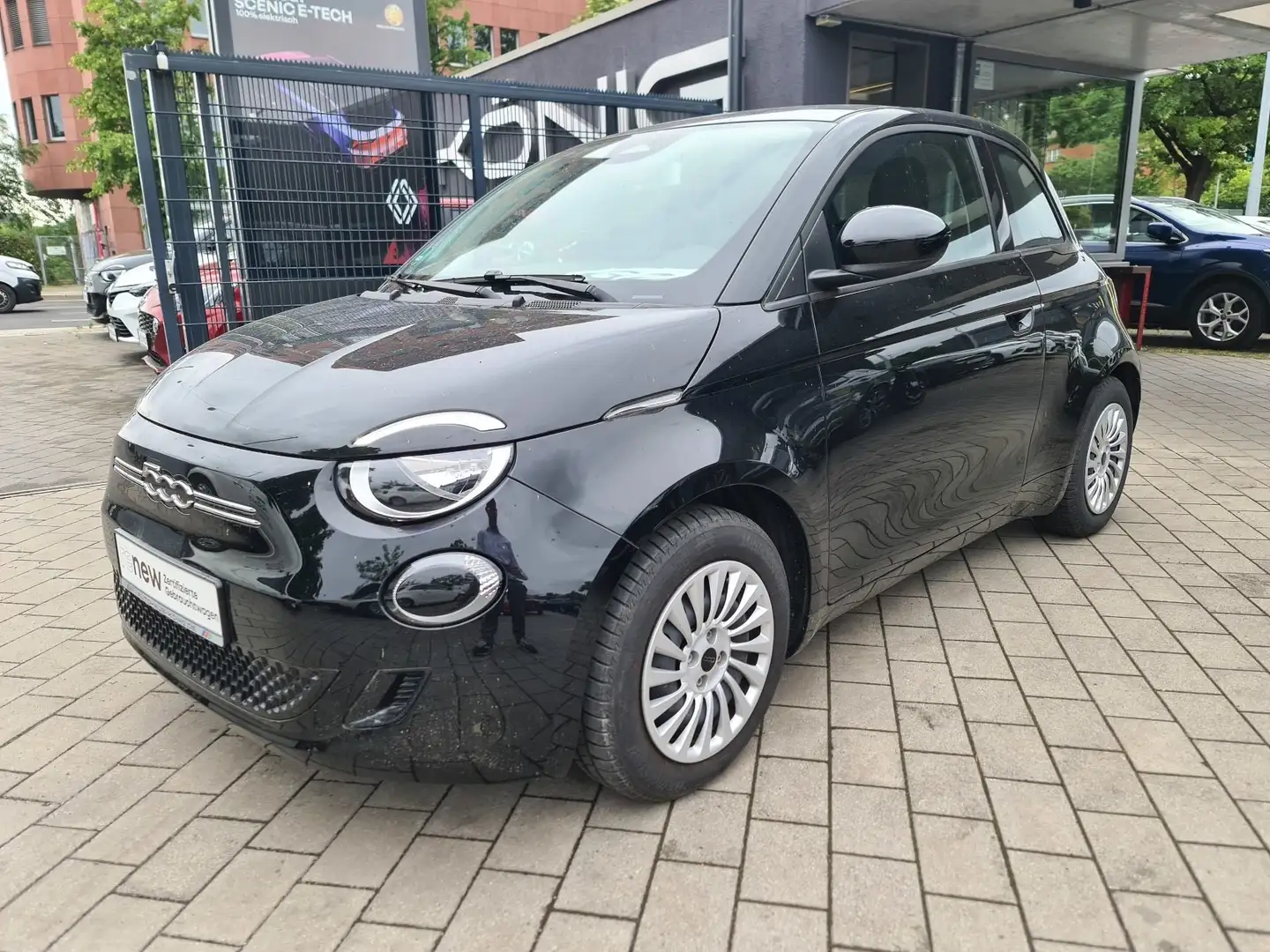 Fiat 500e Base - AUTOMATIK CCS / CarPlay Schwarz - 1