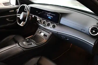 Annonce voiture d'occasion Mercedes-Benz E 400 - CARADIZE