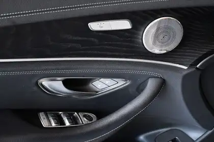 Annonce voiture d'occasion Mercedes-Benz E 400 - CARADIZE