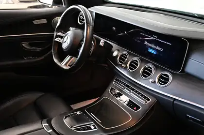 Annonce voiture d'occasion Mercedes-Benz E 400 - CARADIZE