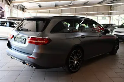 Annonce voiture d'occasion Mercedes-Benz E 400 - CARADIZE
