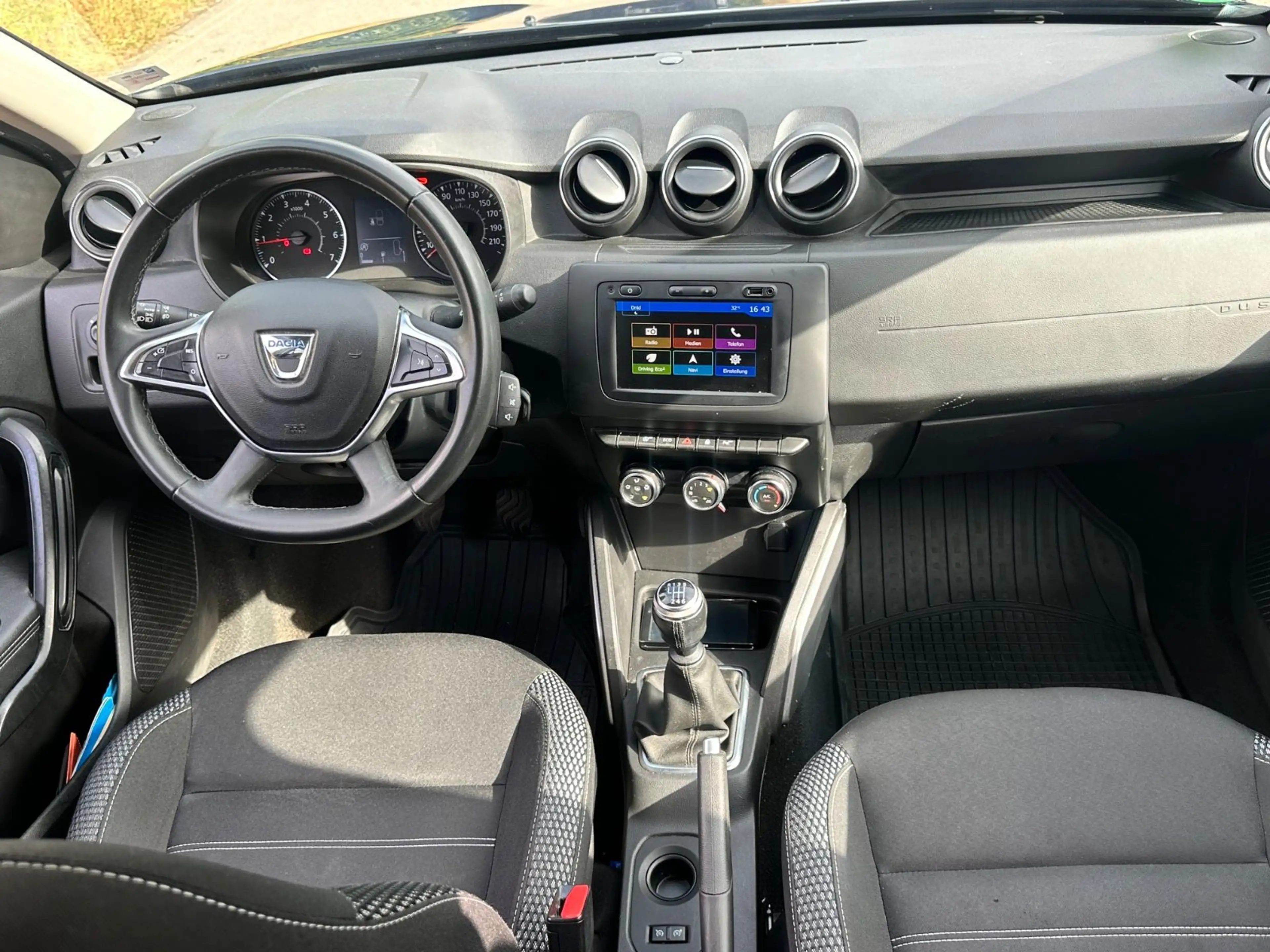 Dacia Duster II Prestige * Navi * Kamera * — photo 5