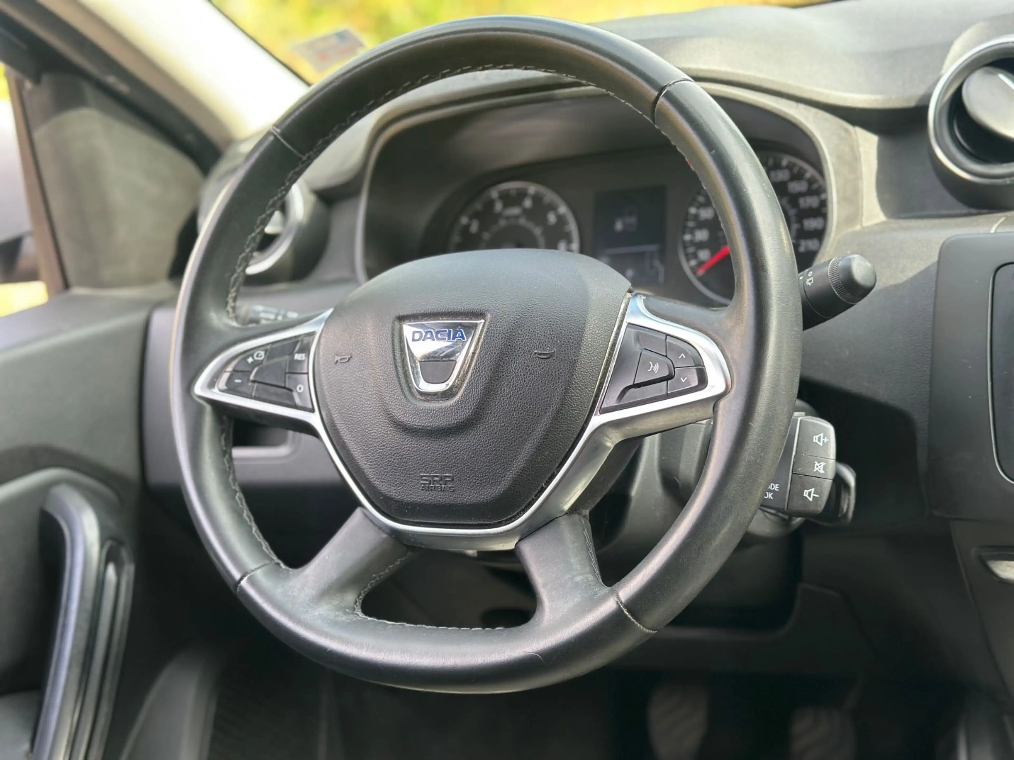 Dacia Duster II Prestige * Navi * Kamera * — photo 6