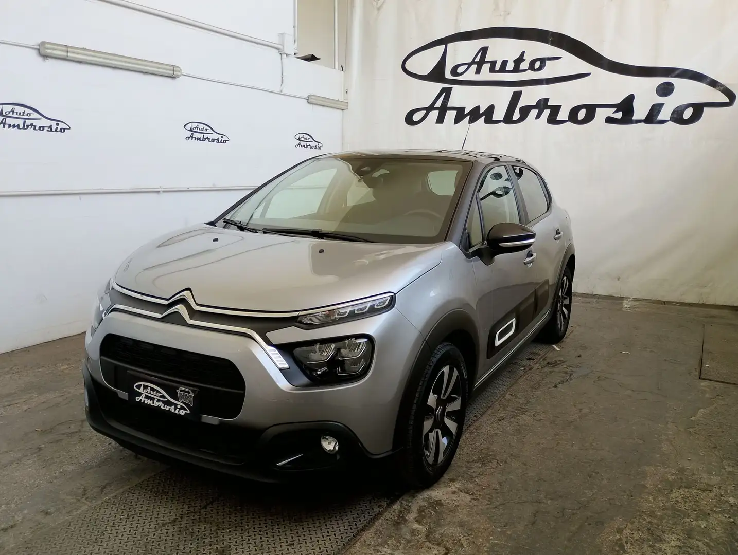 Citroen C3 PureTech 110 S&S Shine Grigio - 1