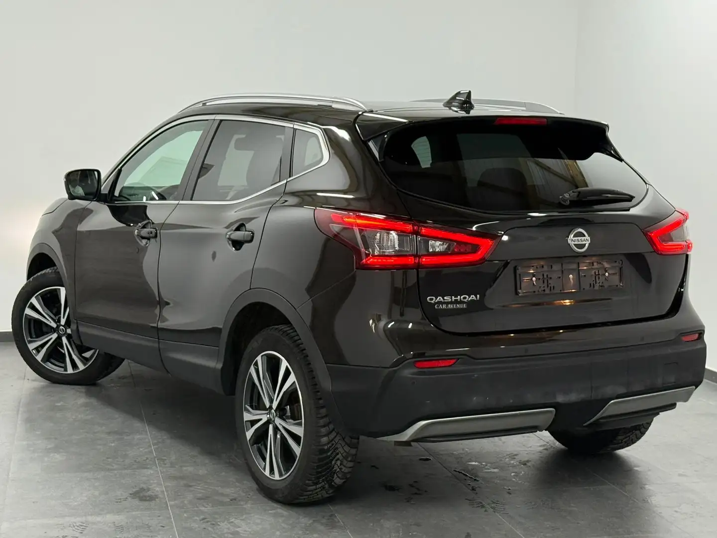 Nissan Qashqai 1.5 dCi - Boite Auto - CarPlay - Camera - Carnet Noir - 2