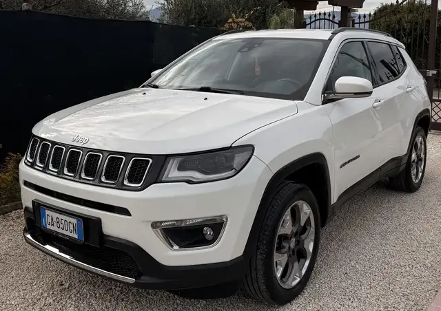 Jeep Compass longitude 4X4 automatico