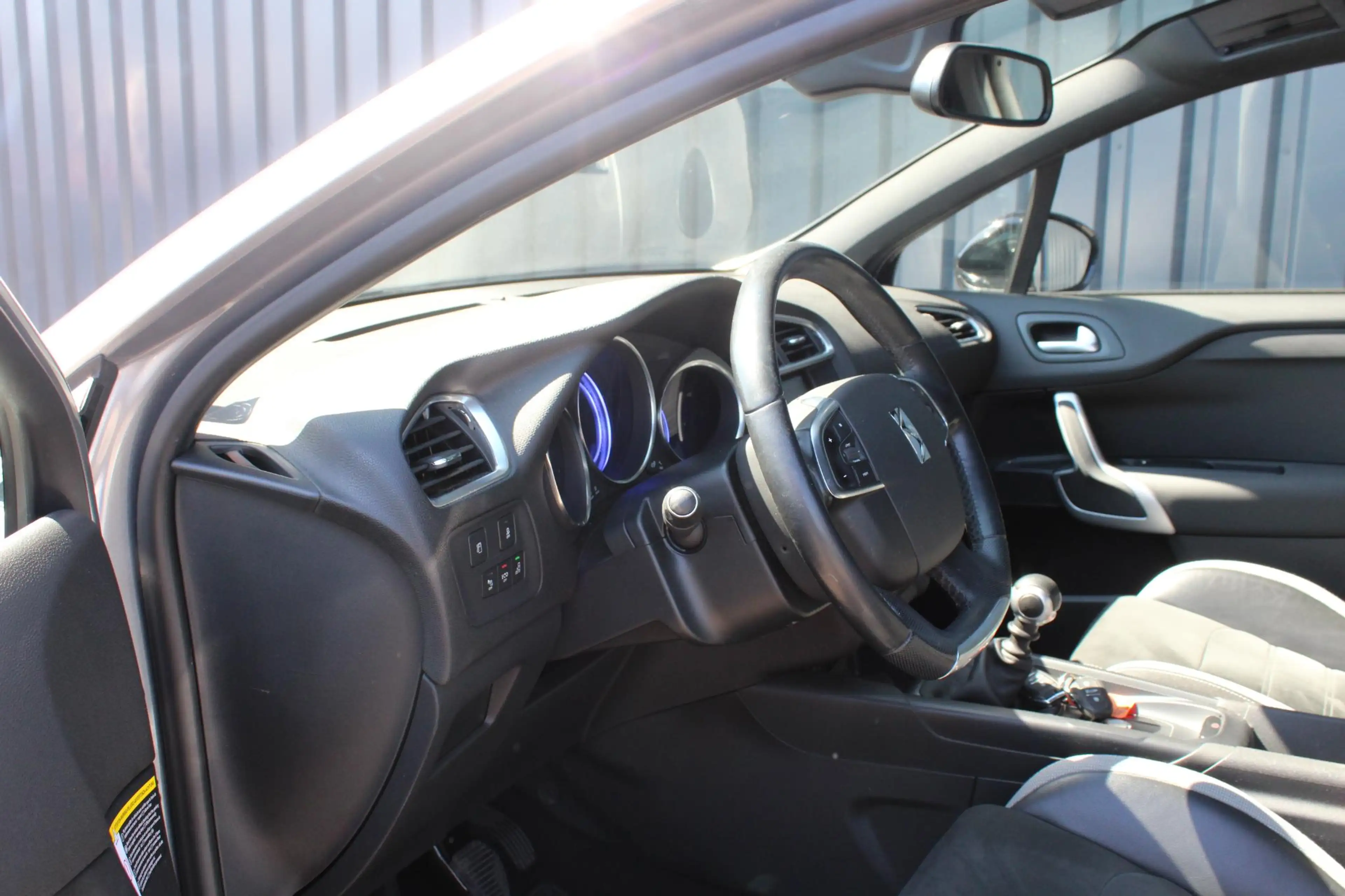 DS Automobiles DS 4 Crossback 1.2 PureTech Chic Navigatie | DENON Hifi | Climate — photo 8