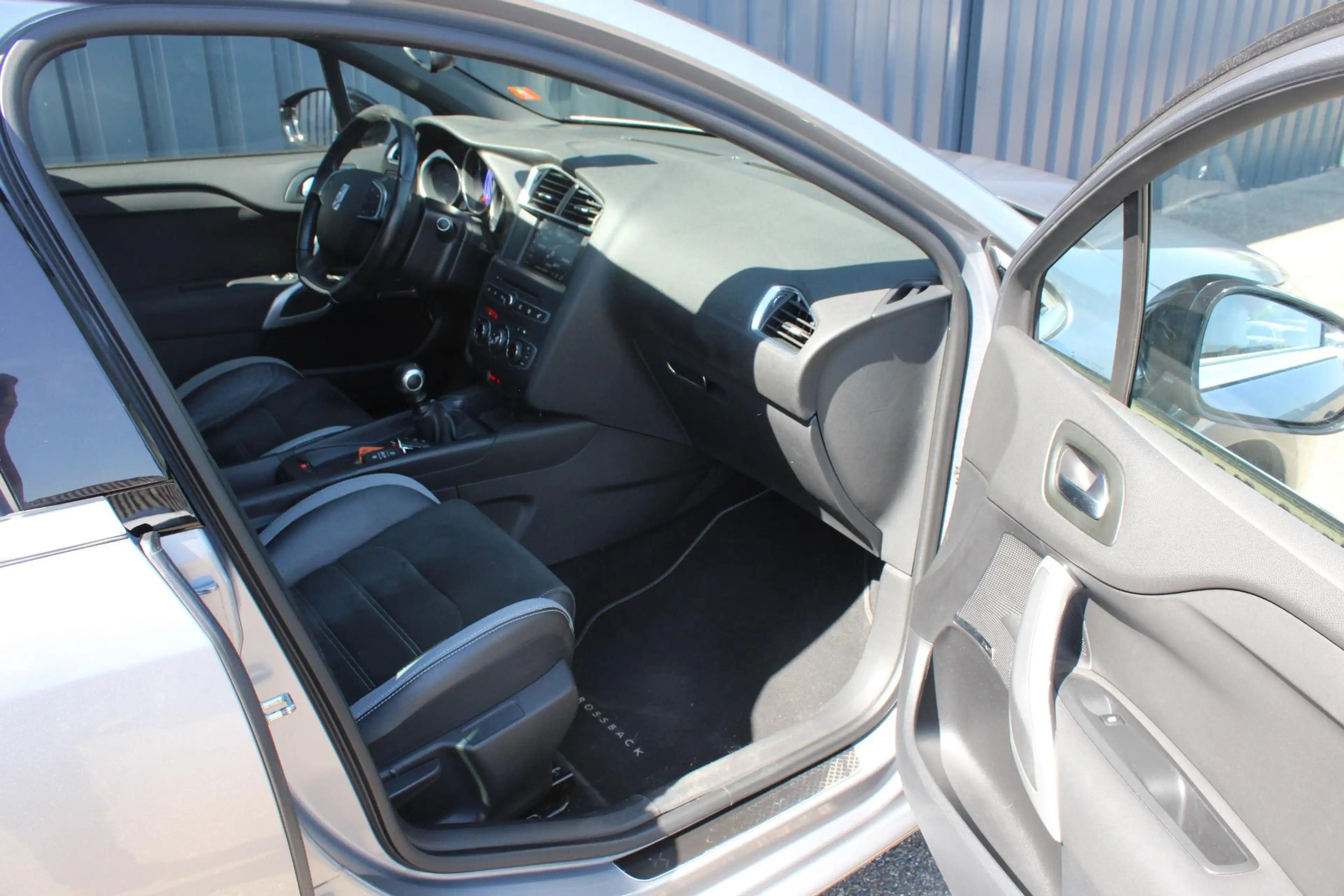 DS Automobiles DS 4 Crossback 1.2 PureTech Chic Navigatie | DENON Hifi | Climate — photo 10
