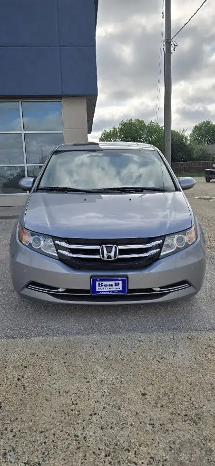 Honda Odyssey снимка Honda Odyssey