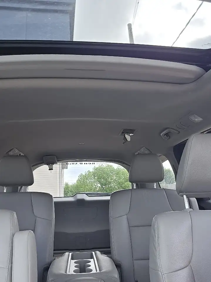 Honda Odyssey снимка Honda Odyssey