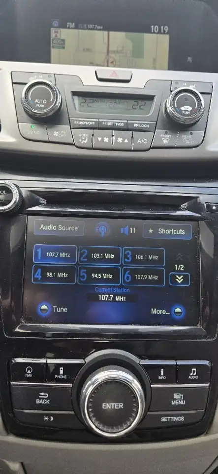 Honda Odyssey снимка Honda Odyssey