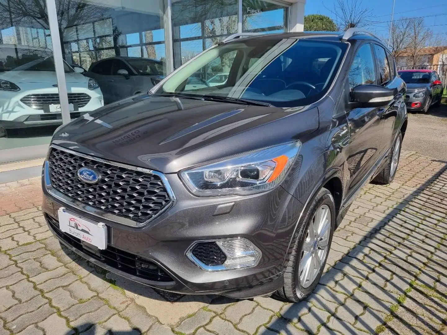 Ford Kuga 2.0 tdci Vignale s&s 4WD 150cv powershift Grigio - 1