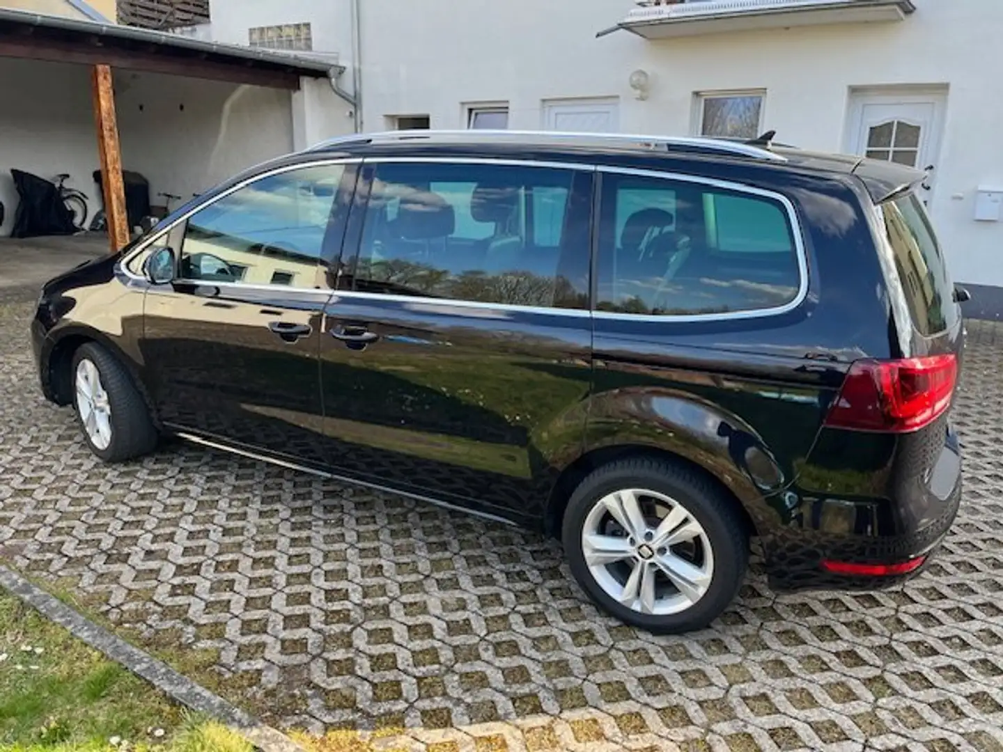 SEAT Alhambra Alhambra 1.4 TSI Start Schwarz - 2