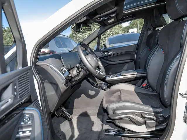 BMW 2 Series view 5