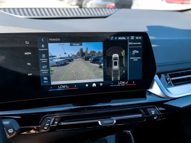 BMW 2 Series view 14