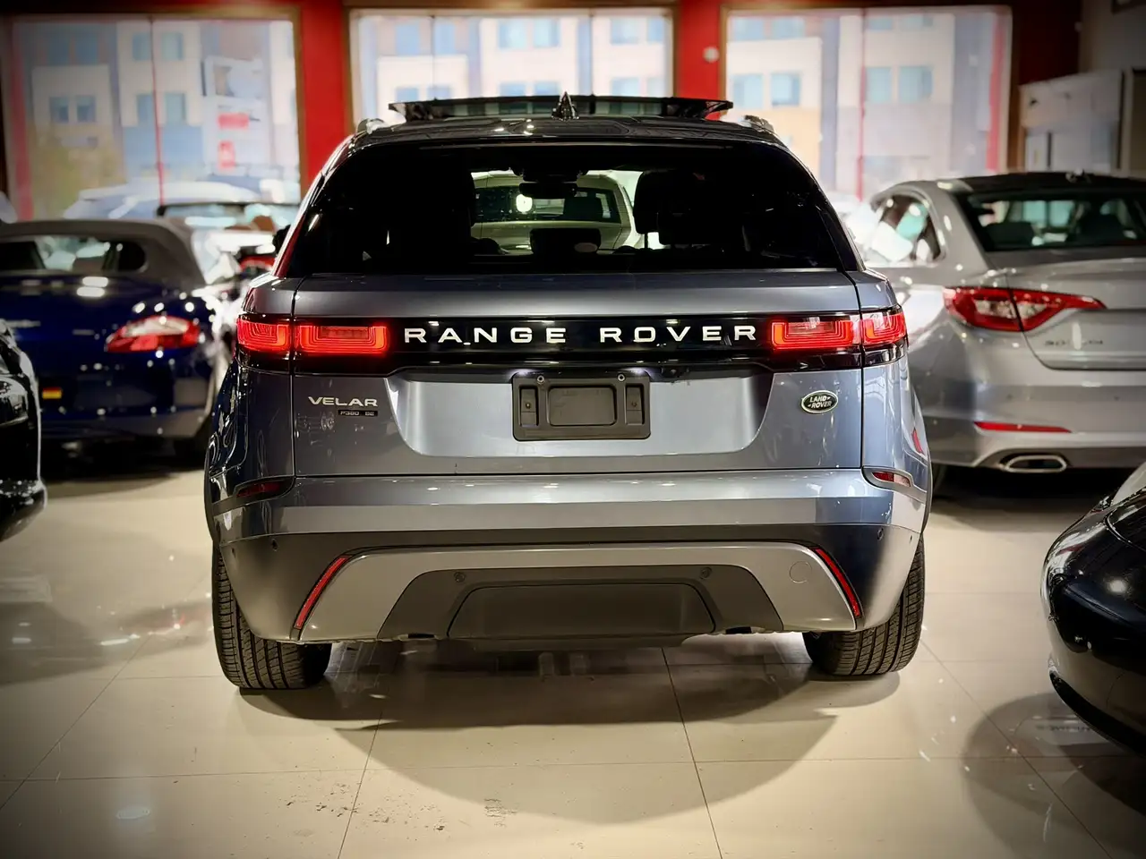Land Rover Range Rover Velar снимка Land Rover Range Rover Velar