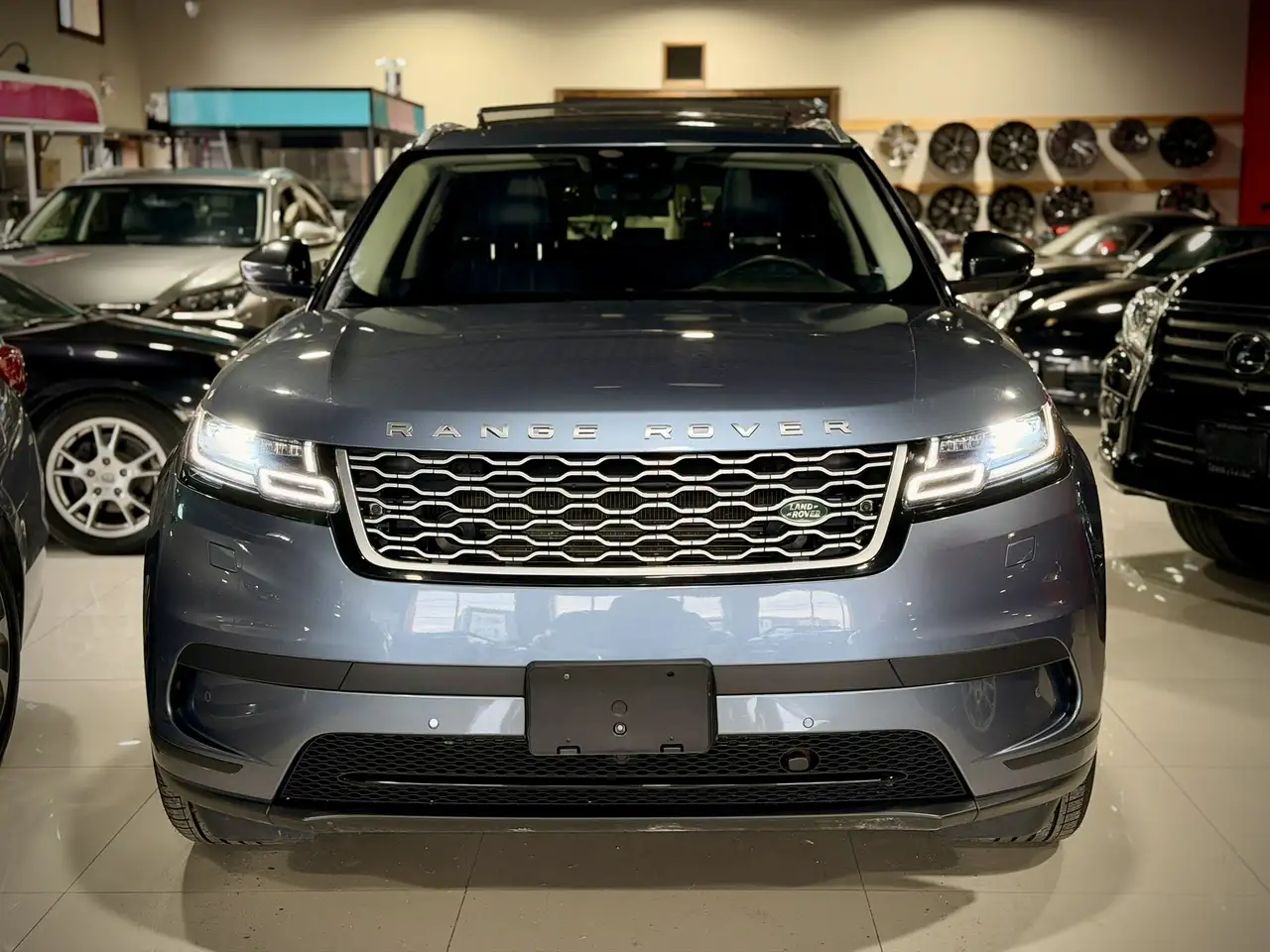 Land Rover Range Rover Velar снимка Land Rover Range Rover Velar