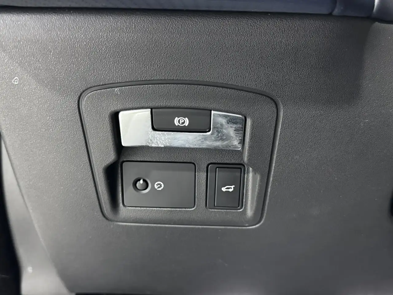 Land Rover Range Rover Velar снимка Land Rover Range Rover Velar
