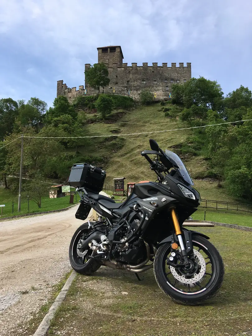 Yamaha Tracer 900 Negro - 1