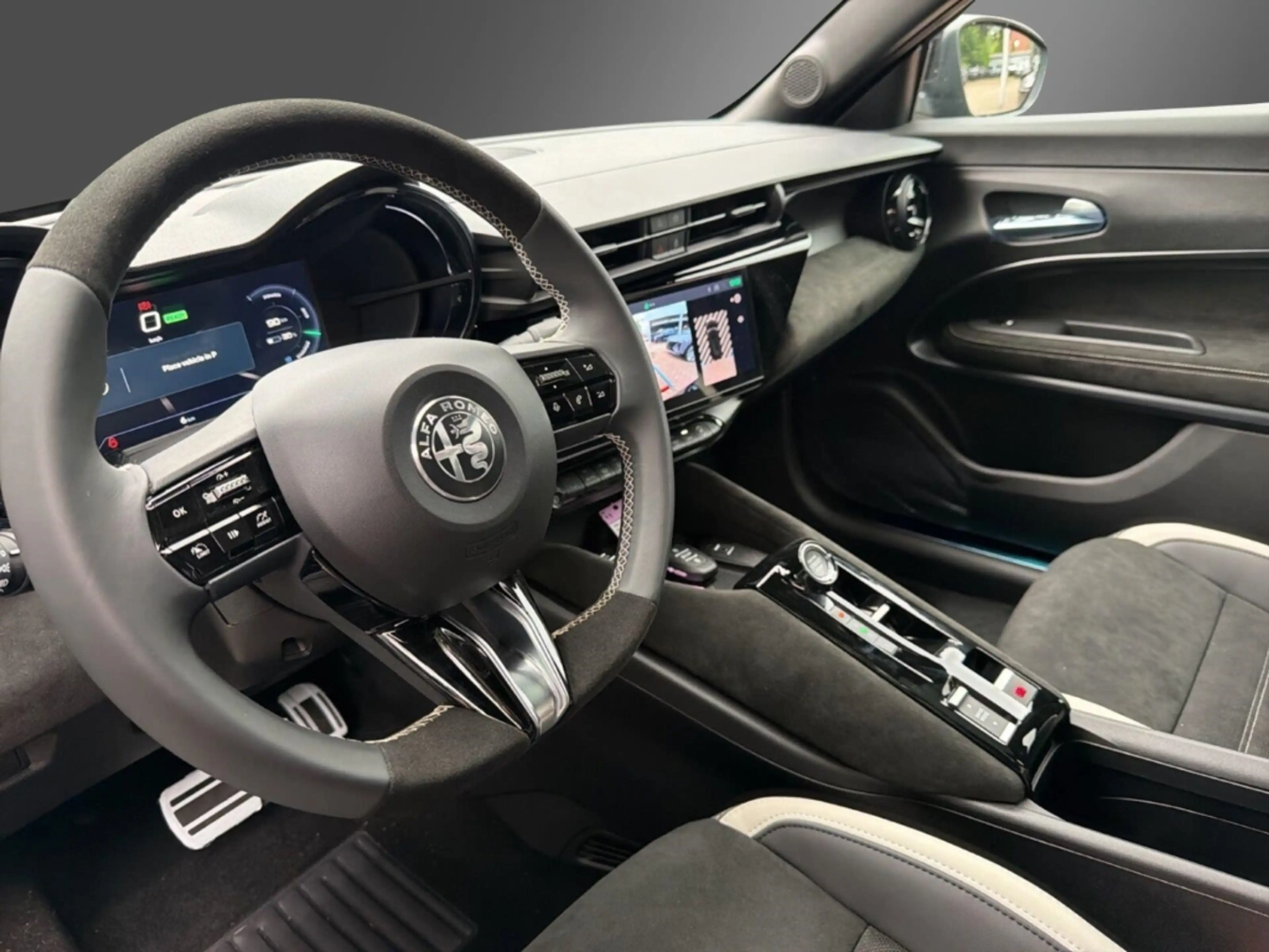 Alfa Romeo Junior Elettrica Sport Speciale -Panorama-Wärmepumpe — photo 12