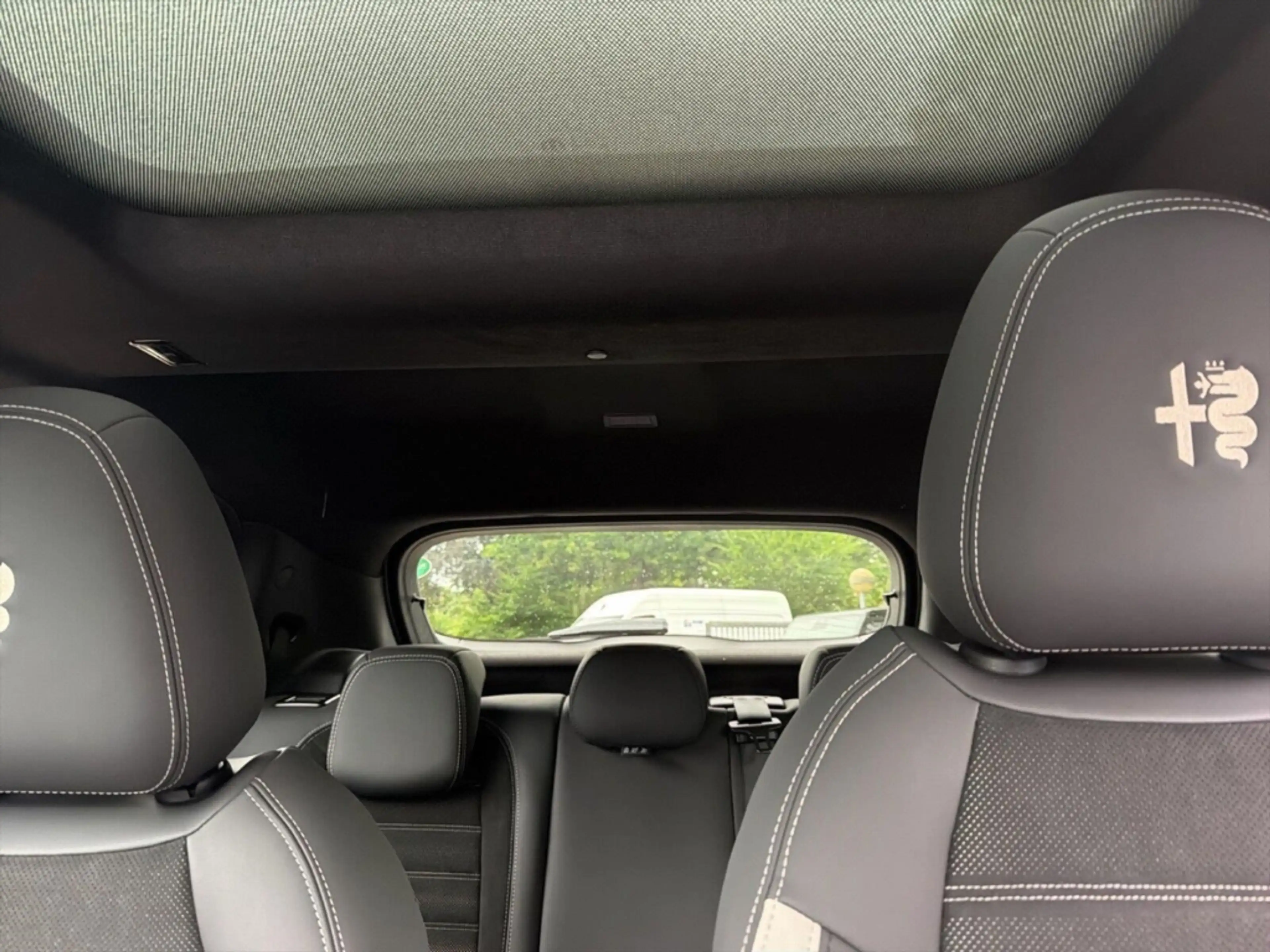 Alfa Romeo Junior Elettrica Sport Speciale -Panorama-Wärmepumpe — photo 15