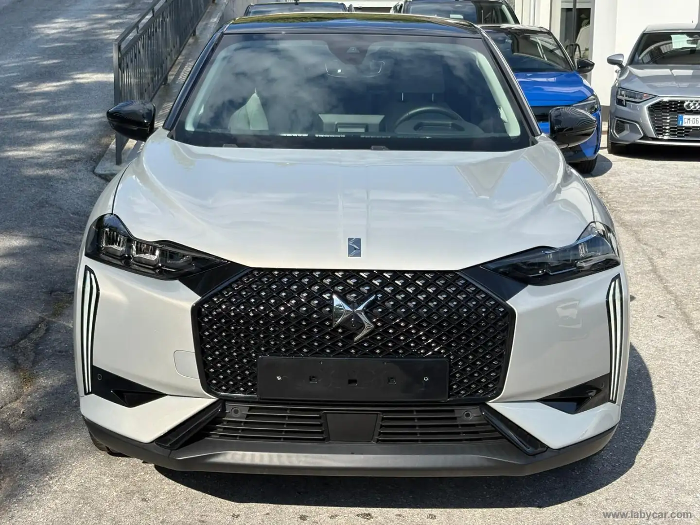 DS Automobiles DS 3 Crossback DS 3 E-Tense Esprit de Voyage Silber - 2