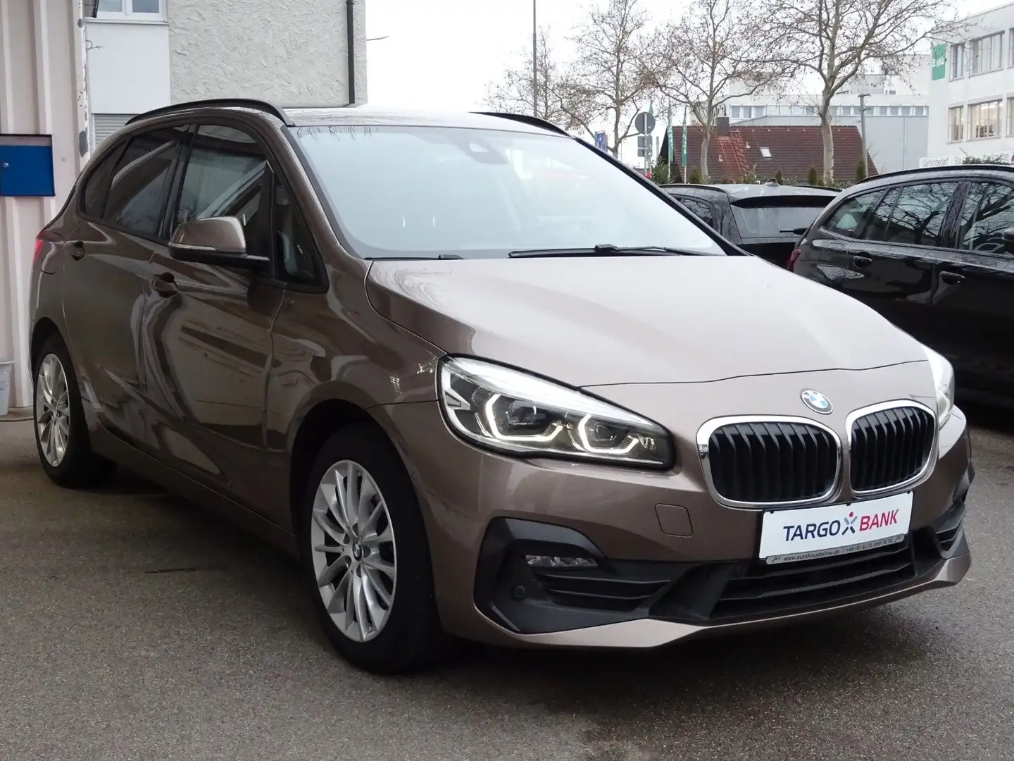 BMW 220 Aut 17" Advantage Navi Ad.LED Beige - 1