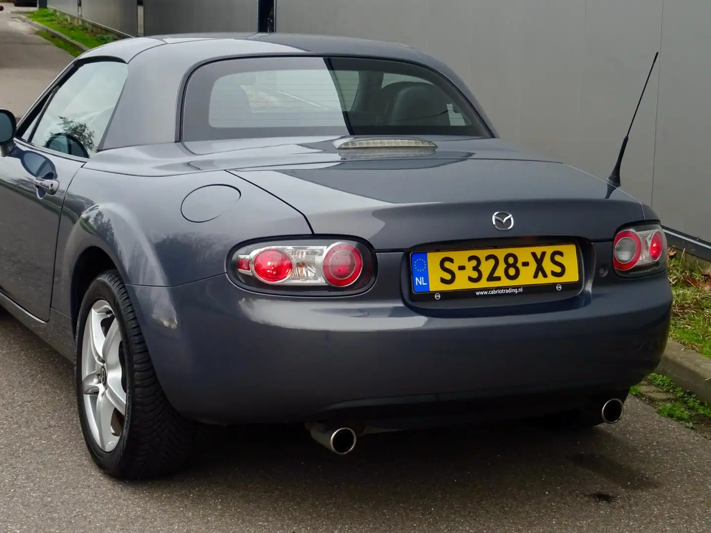 Mazda MX-5 1.8 Exclusive Sport // 1e Eig // HARDTOP // Airco Gris - 2