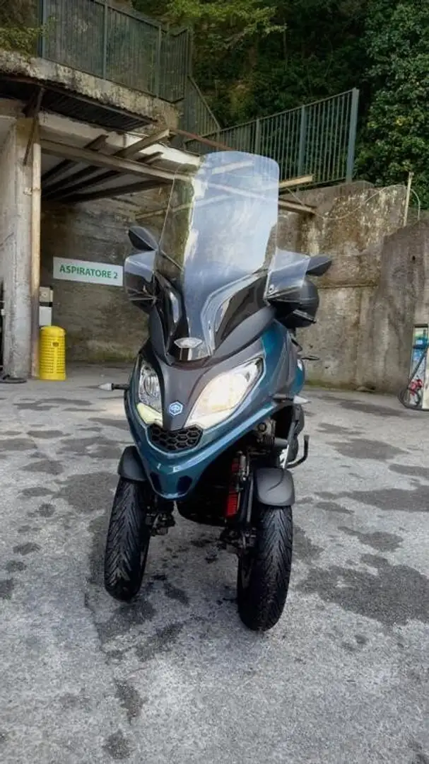 Piaggio MP3 300 Blu/Azzurro - 2