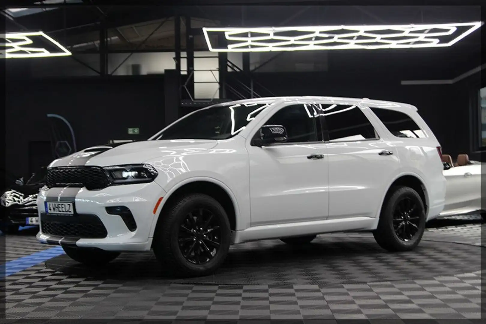 Dodge Durango 3.6 SXT 7 SITZER AHK / CAM / PDC Weiß - 2