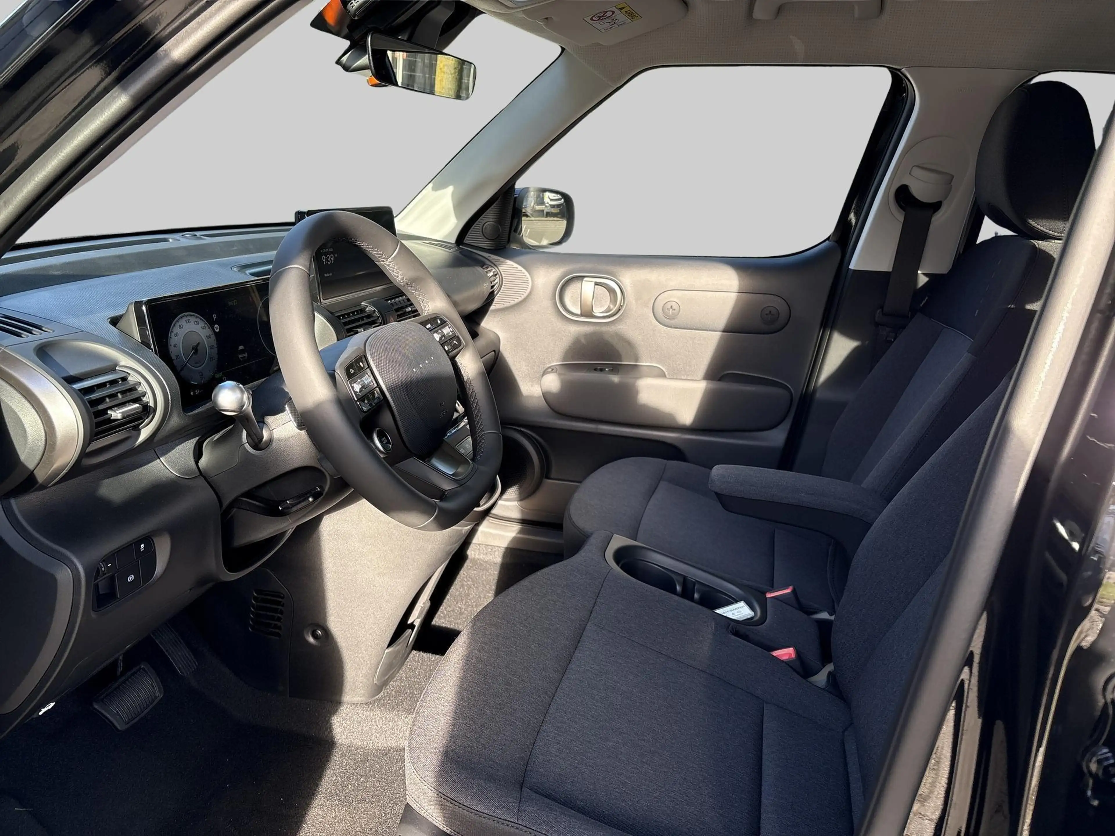 Hyundai Inster Evolve 49 kWh | Achteruitrijcamera | Airco (automa — photo 12