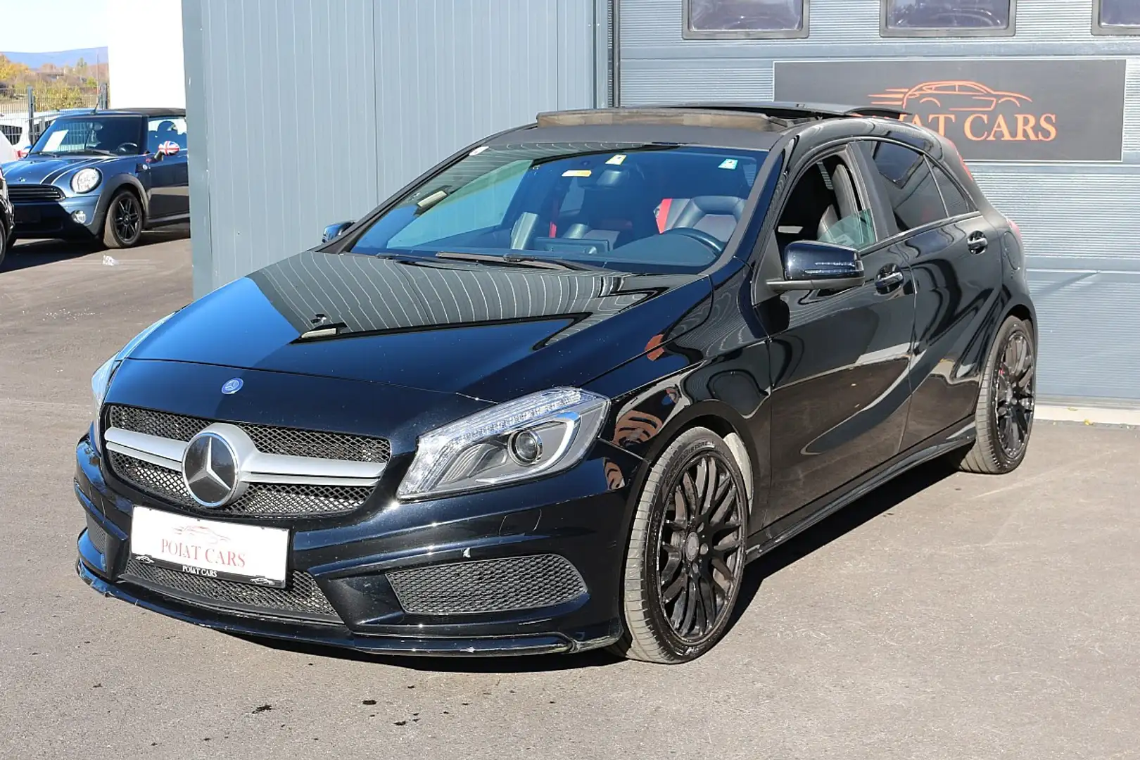 Mercedes-Benz A 180 BlueEfficiency Edition AMG PAKET *PANO* *LED* Schwarz - 2