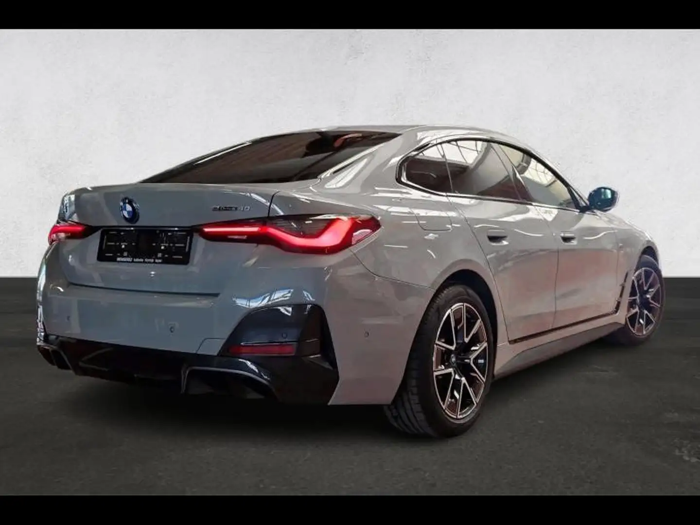 BMW i4 M-Sport-DrivingPro-HUD Gris - 2